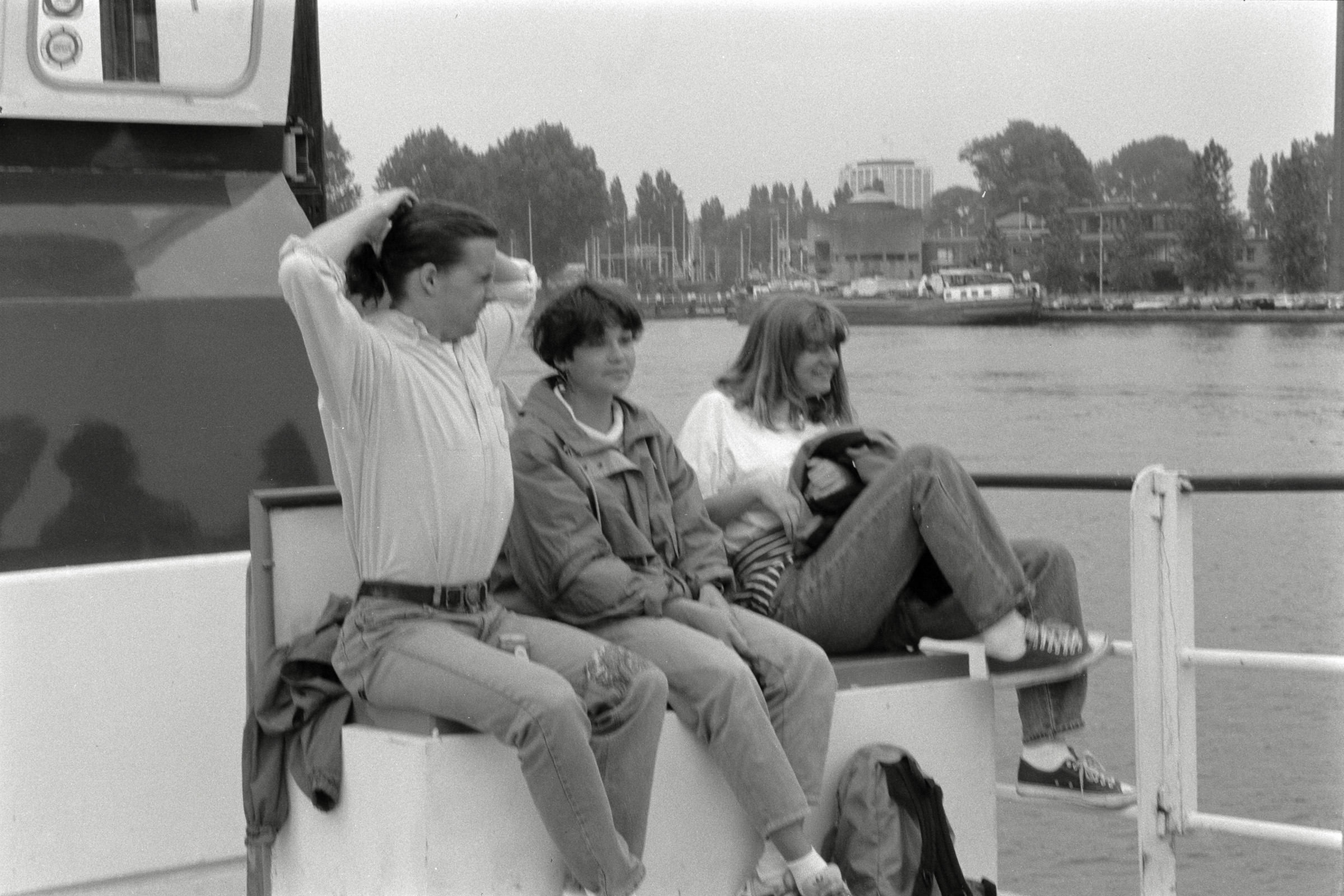 AHP F1992 06 001 sc250507 img27 NLP